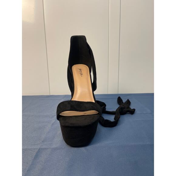 Nasty Gal Lace Up Open Toe Velvet Platform Pumps Color Black Size 8 Pre-Owned - Picture 14 of 16